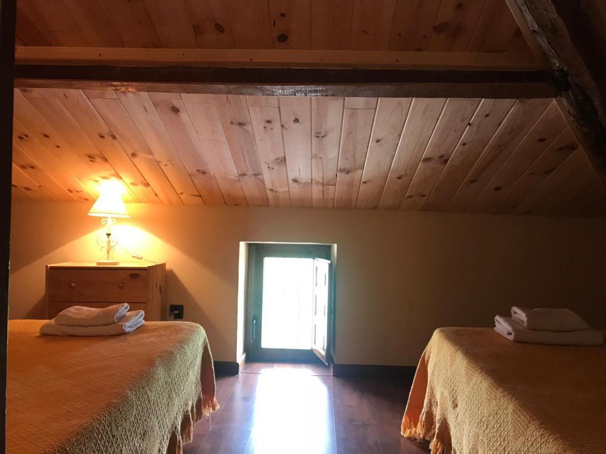La Casa del Abuelo Simón Casa de hóspedes Fuente el Sauz Exterior foto